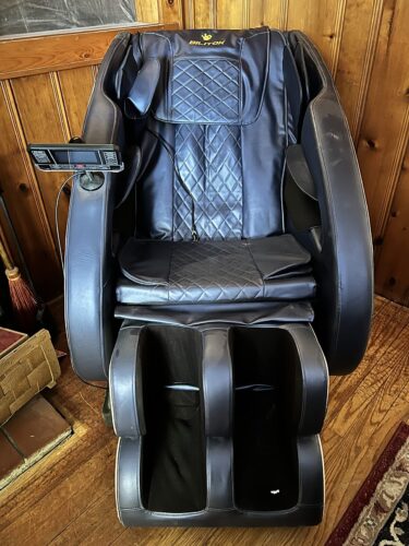 Massage Chair Blue-Tooth Connection and Speaker, Recliner with Zero Gravity with Full Body Air Pressure, Easy to Use at Home and in The Office(Black) photo review