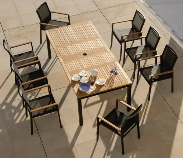 Barlow Tyrie Aura Teak Extending Dining Table